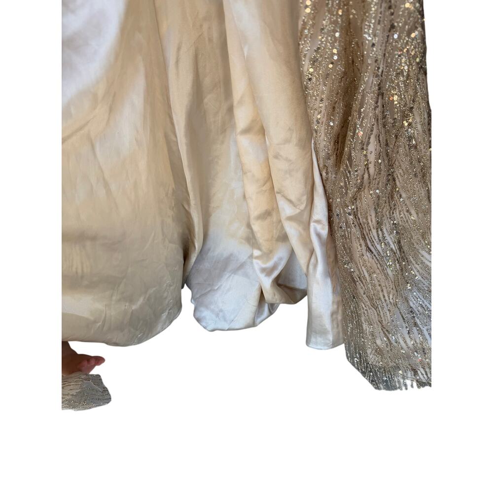 Mac Duggal Gold Sequined Mermaid Gown 10 See Description - Picture 7 of 15